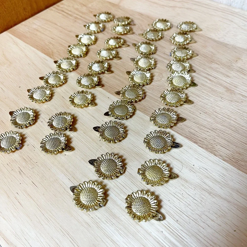 Vintage 80s 90s Gold Sunflower Plastic Snap Tight Hair Barrettes Shiny Goody
